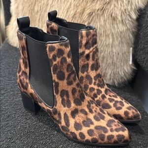 Nine West‎ cheetah print boots